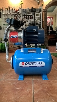 Какую насосную станцию лучше купить?